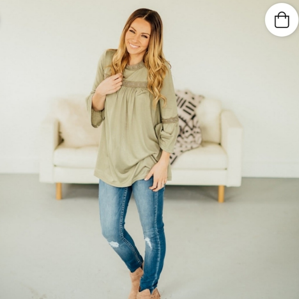 The Clara Top